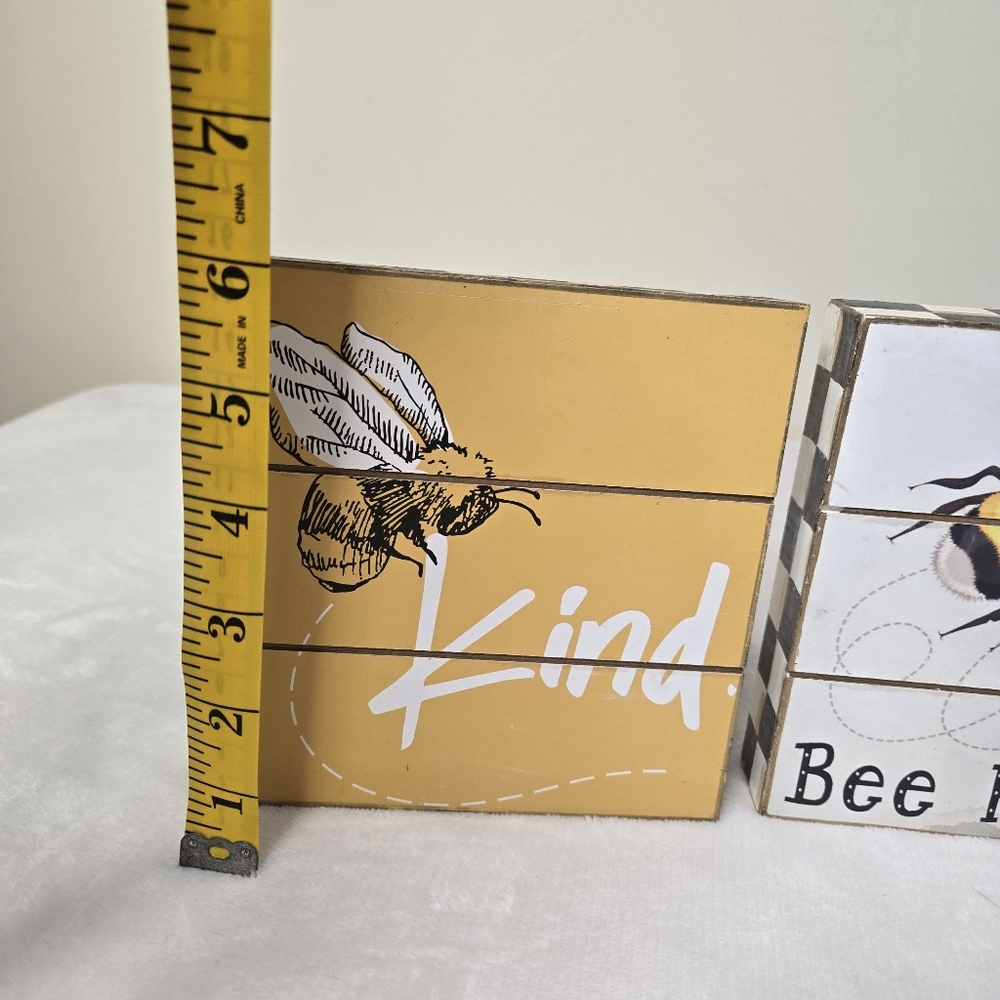 Yellow bee gnome and decor bundle - Picture 3 of 9